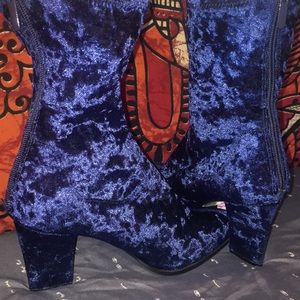 Blue Suede Boots | 7